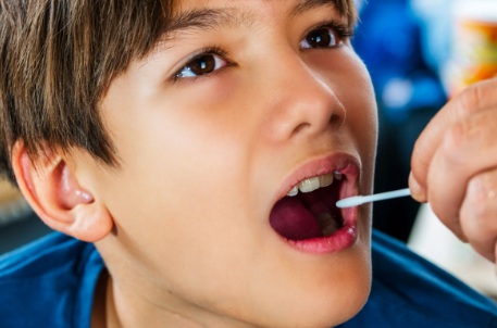 아벨리노검사를 진행하는 모습