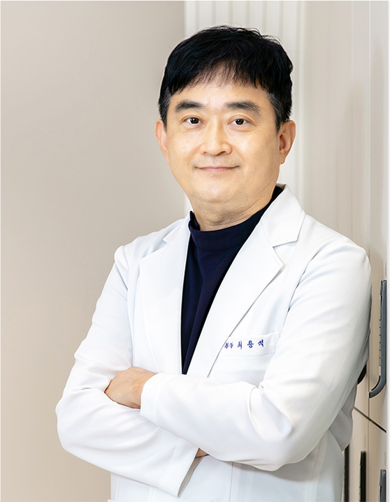 아이플러스안과 최용석 원장 프로필 사진