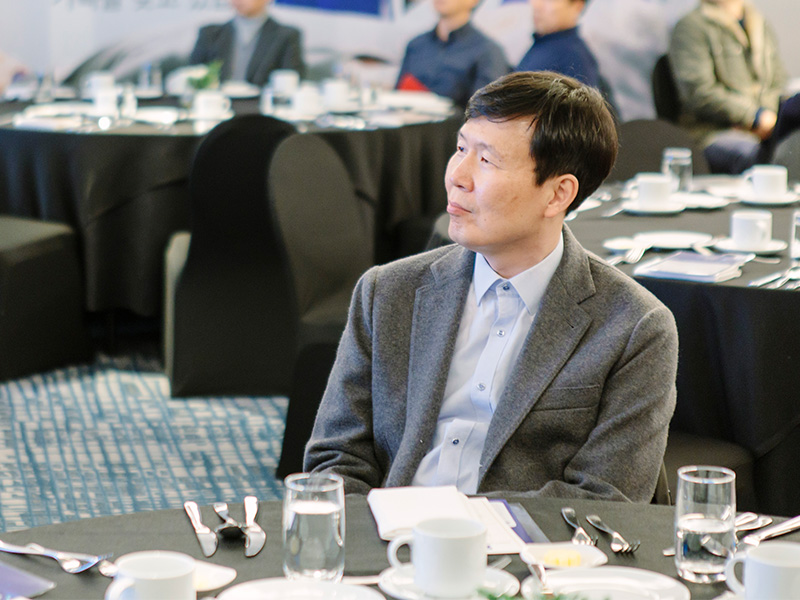 AAO·ASCRS·ISRS 등 세계 주요 안과학회 정회원 활동